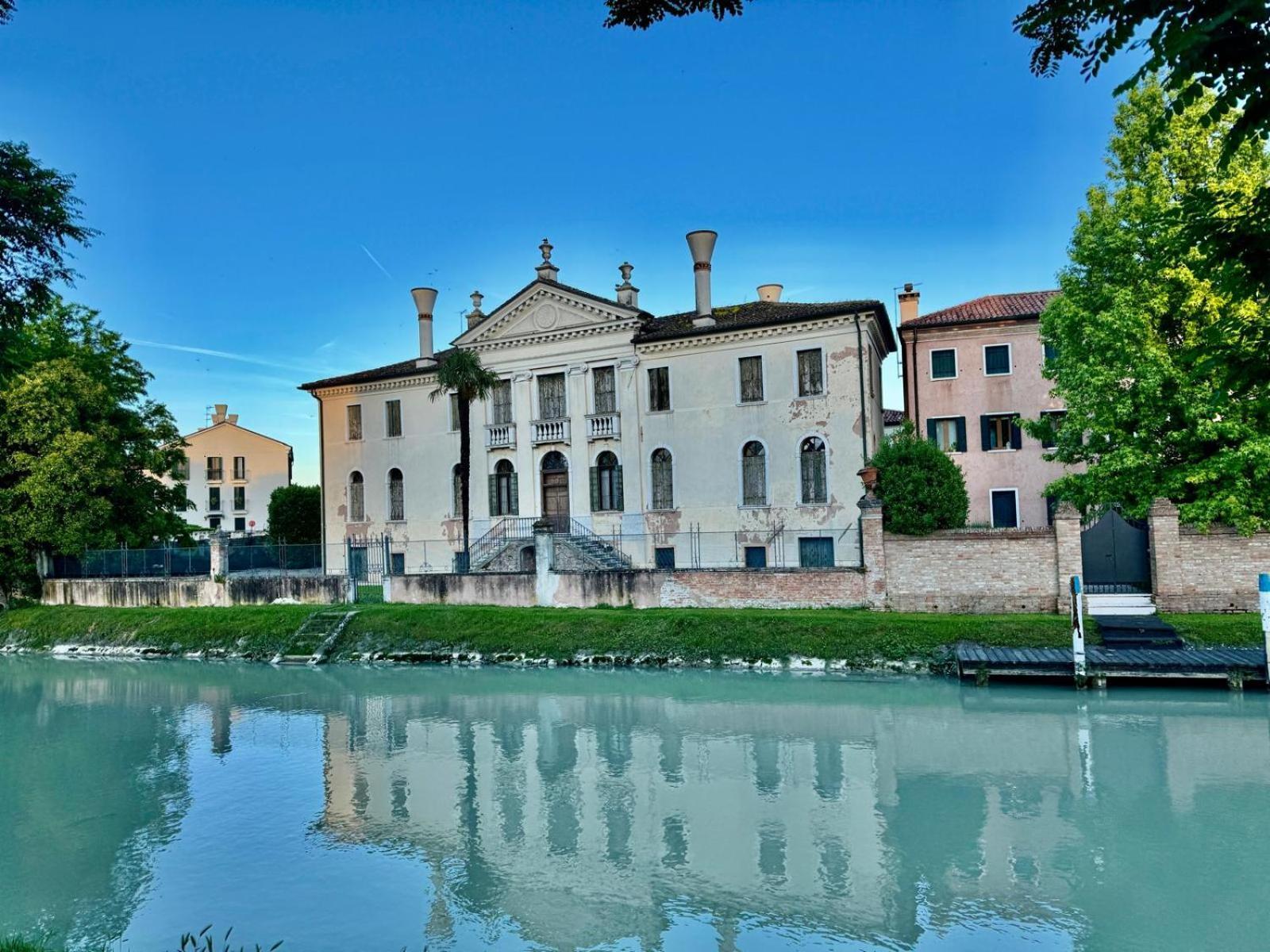 شقة Erman House Mansarda Sulla Riviera Del Brenta Venezia دولو المظهر الخارجي الصورة